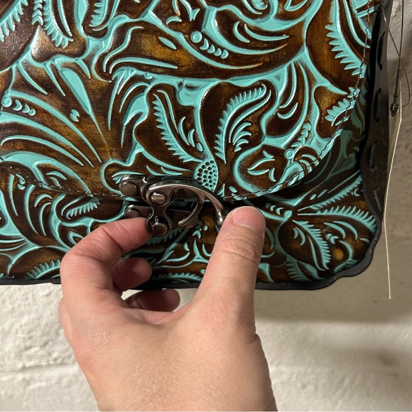 Patricia Nash Lucia Turquoise and Brown Tooled Leather Crossbody Bag NWT - Picture 5 of 16